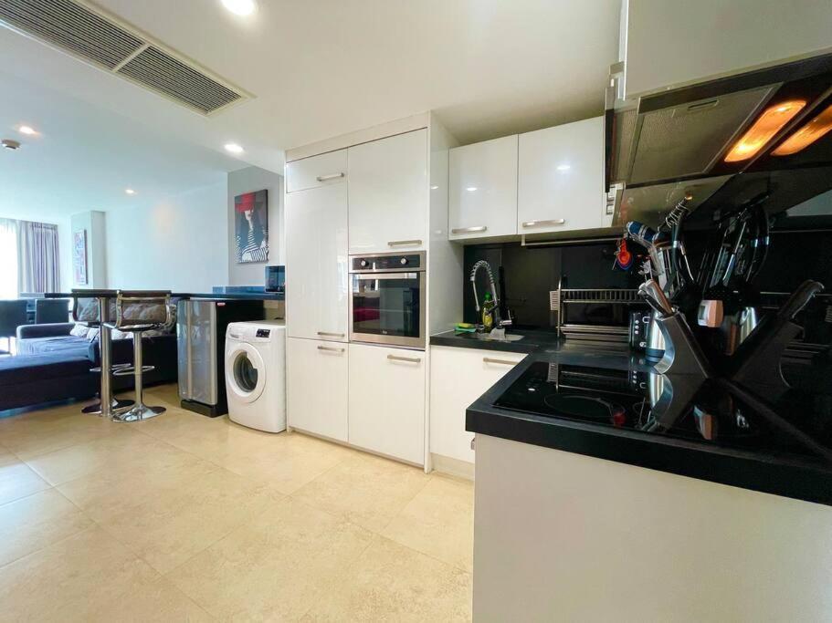 60Sqm Luxury 1 Bed - Pattaya City Centre - Centara Avenue Residences - 704 Zewnętrze zdjęcie