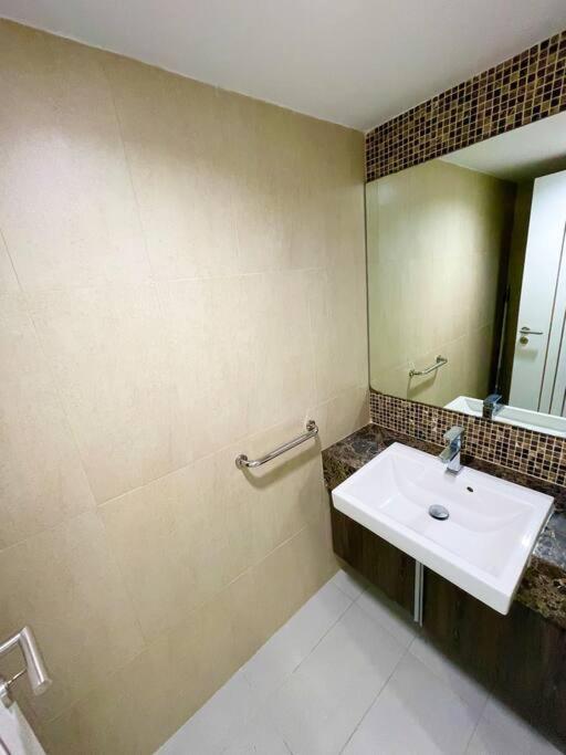 60Sqm Luxury 1 Bed - Pattaya City Centre - Centara Avenue Residences - 704 Zewnętrze zdjęcie